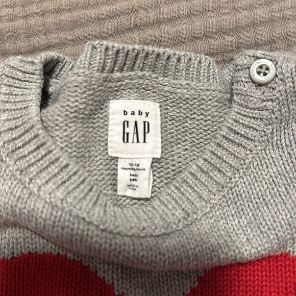 Baby Gap knit romper, size 12-18 mo - Picture 3 of 4